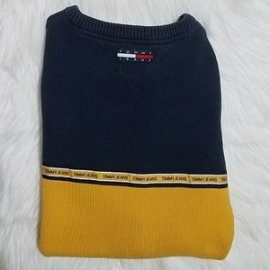 Tommy Hilfiger vintage 90's sweater